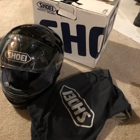 Shoei helmet XS - Picture 3 of 6